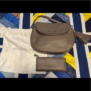 Michael Kors matching purse and wallet
